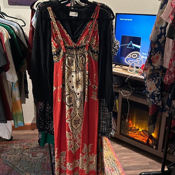 Angie Red Paisley Boho Maxi Dress Size Medium - Picture 2 of 3